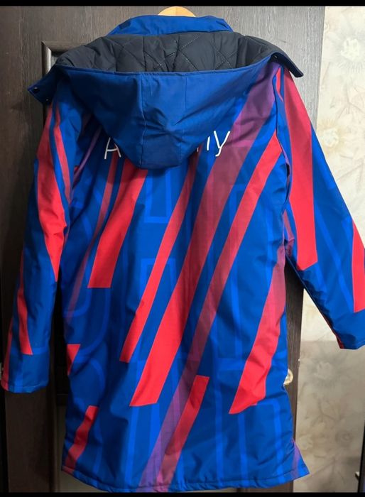 Geaca unicata antrenor La Masia FC Barcelona.