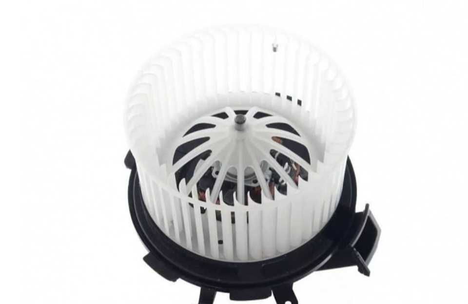 Новые запчасти на Мерседес Спринтер