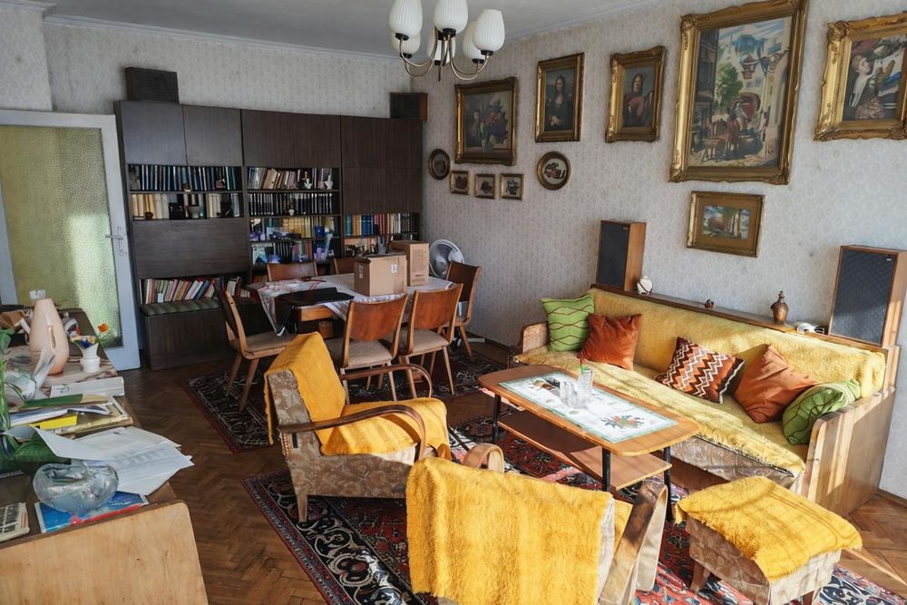 Продава се Тристаен апартамент в София, Медицинска академия - 97 кв.м за 1682 €/кв.м - Снимка #1