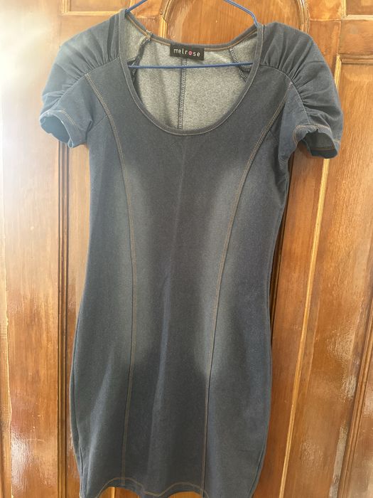 Много летних платьев. Все по 1000,