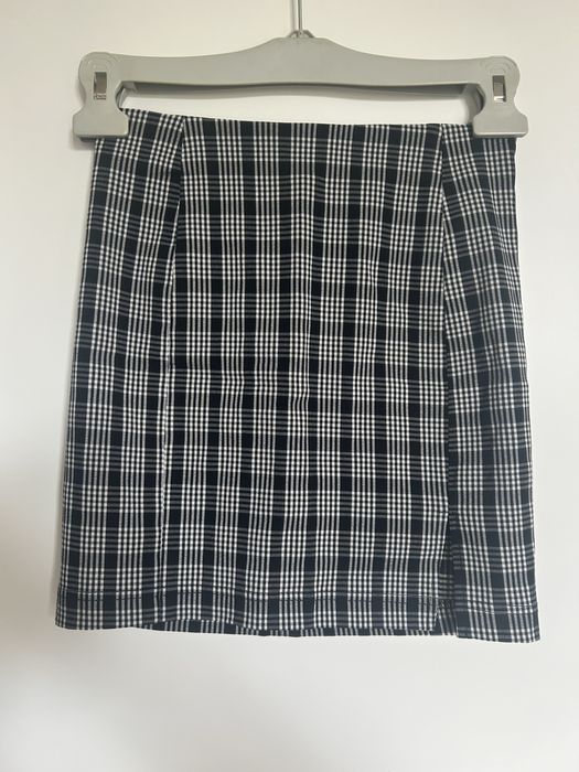 Карирана пола