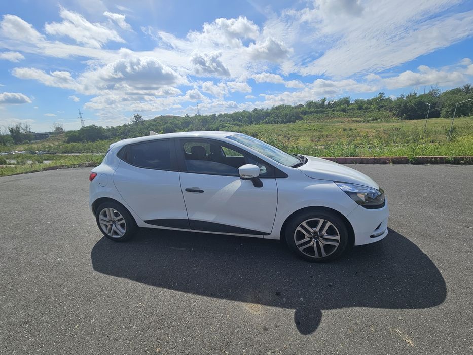 RENAULT Unknown Model 2019 — imagine 2