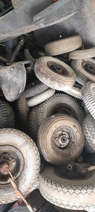 PIESE DEZMEMBRARI scuter carucior carut pers handicap dizabilitati