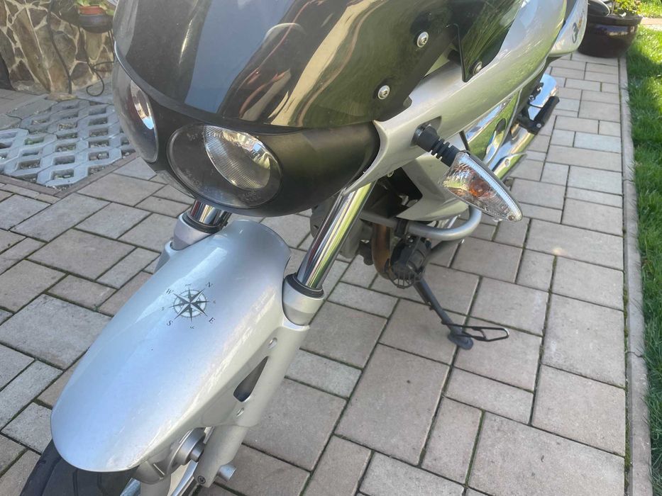 motocicleta bmw f 650 cs