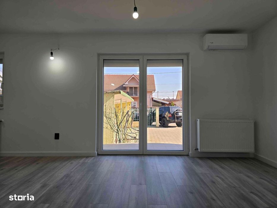 Vând apartament 3 camere finisat — fotografia 1