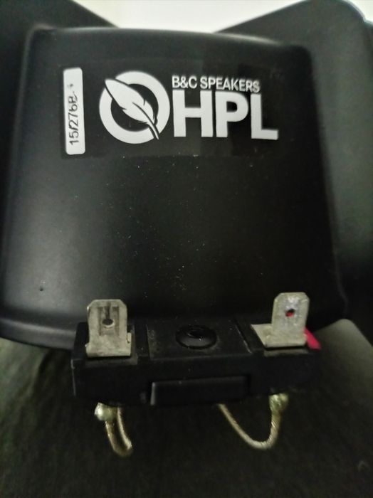 Vând doua difuzoare Hpl pe 15