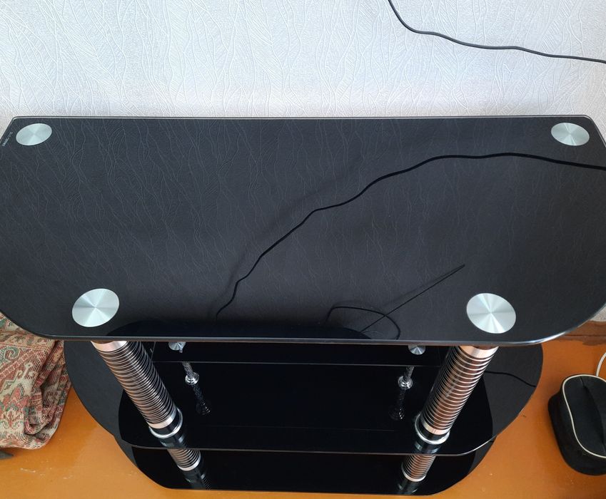 Подставка для телевизора.