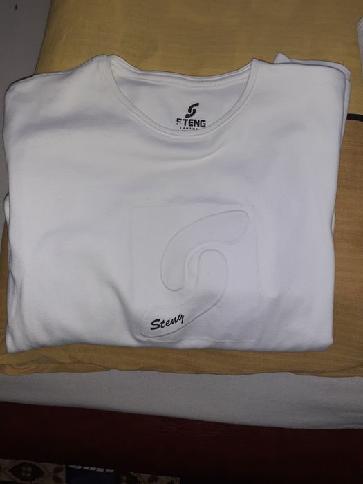 Pulovere barbati M- L