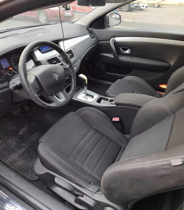 Renault Laguna 3 Coupe 2.0 dCi 150 CP Automată, Sistem Bose - Motor Defect
