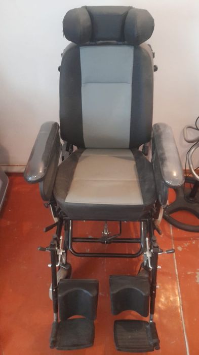 Коляска инвалидная