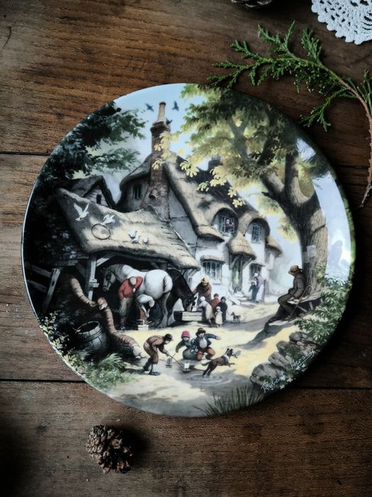 Чинии за стена  Coalport 8 броя