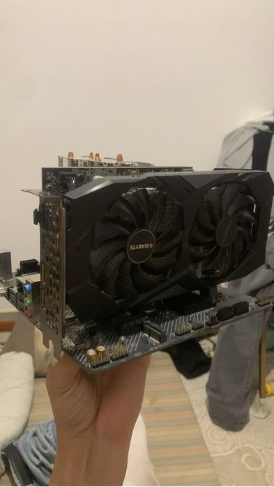 Видеокарта GTX 1660 super