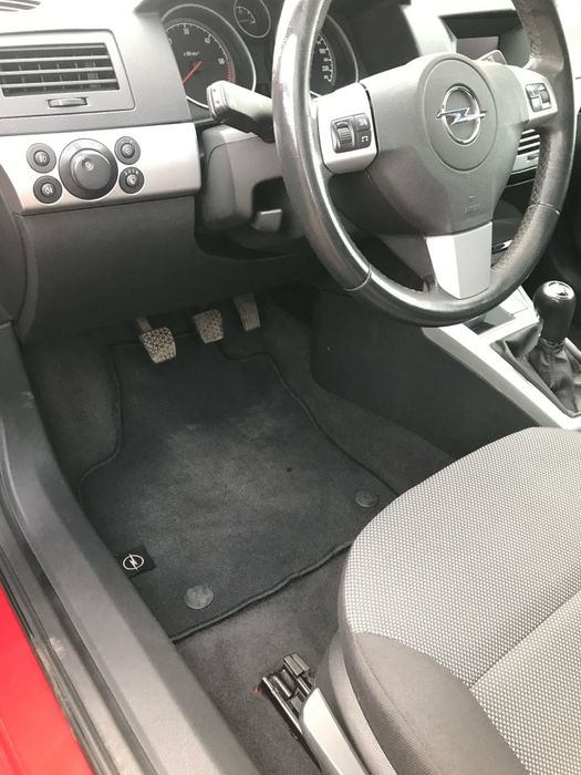 Opel astra H GTC 2009 Panoramic