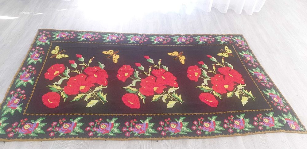 Carpeta De Perete Rustica Tesuta Manual Pitesti OLX ro