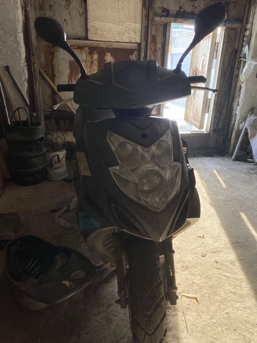 Продам скутер 150сс