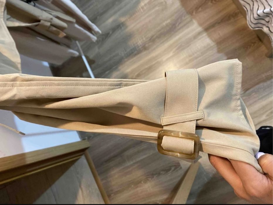 Къс тренчкот шлифер