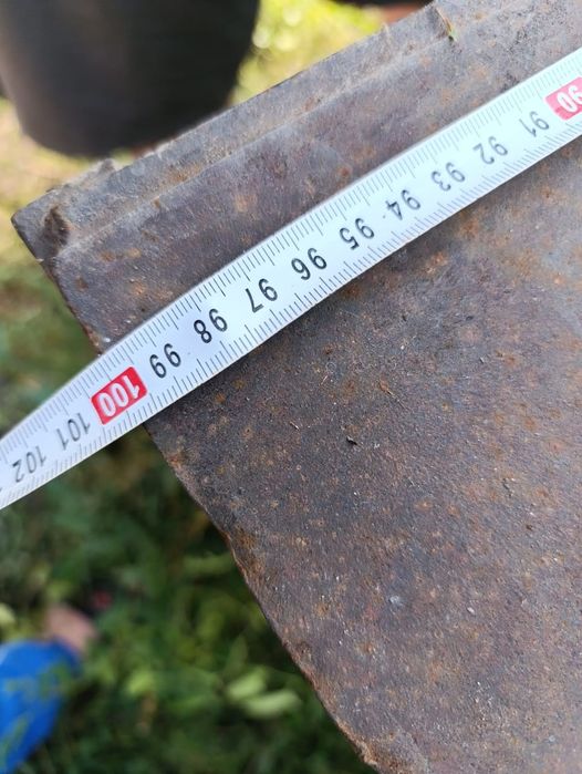 Стол железный крепкий