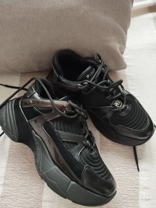 Pinko сникърси отлично състояние