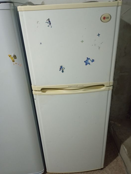 Холодильник LG продам