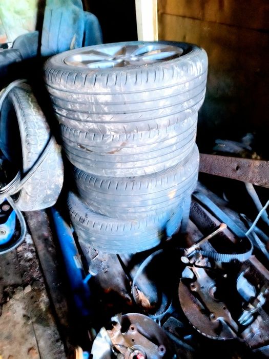 Продам шины с дисками