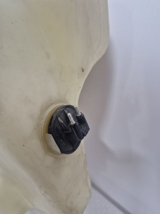 Бачок омывателя BMW E34 Е32 M60