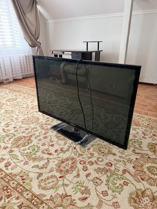 Телевизор samsung - 51 (плазменный)