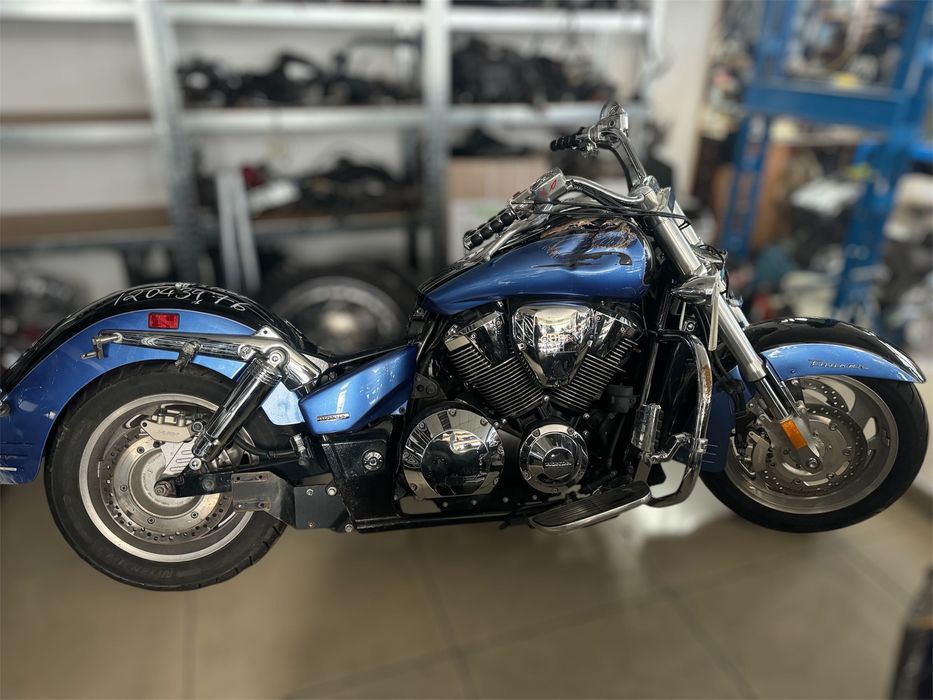 Honda VTX 1800 на ЧАСТИ