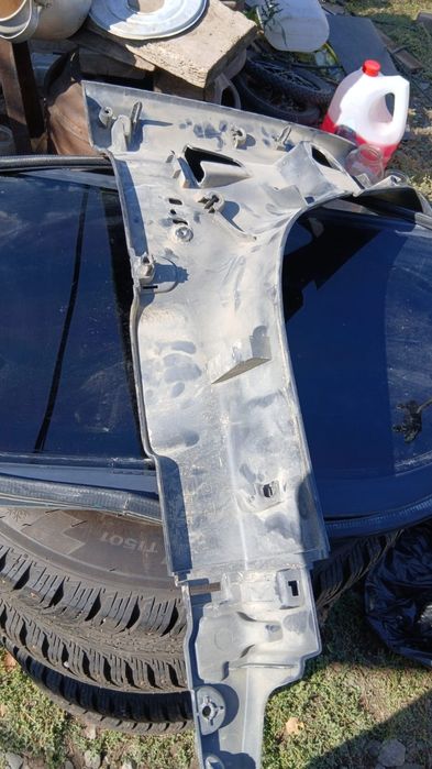 Стекла ларгус задние