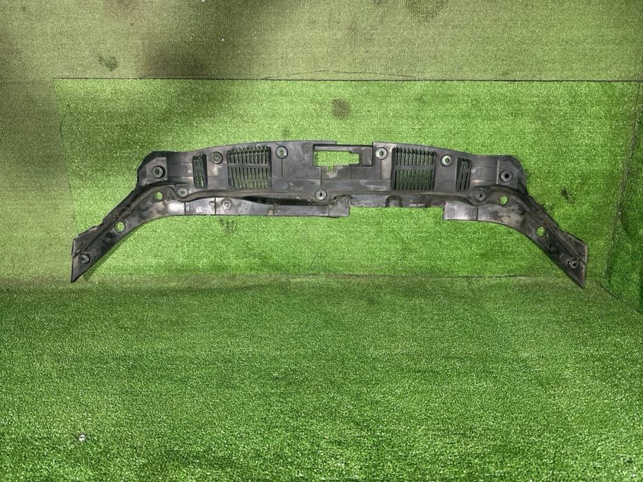 Накладка на радиотар Toyota Highlander