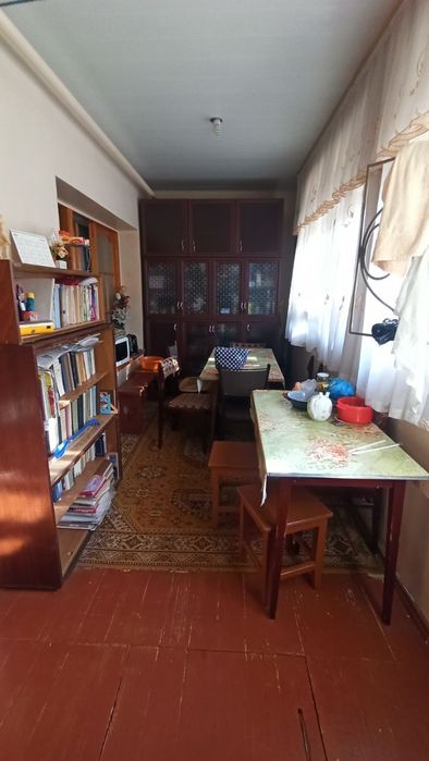 Продается квартира 3-х комнатная квартира