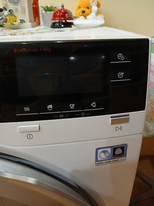 Сушилня AEG серия 8000