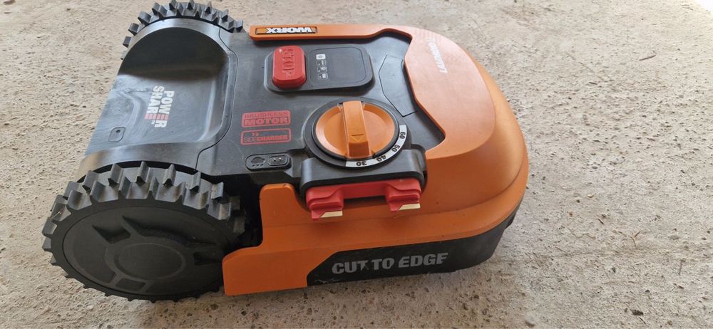 Робот косачка Worx Landroid