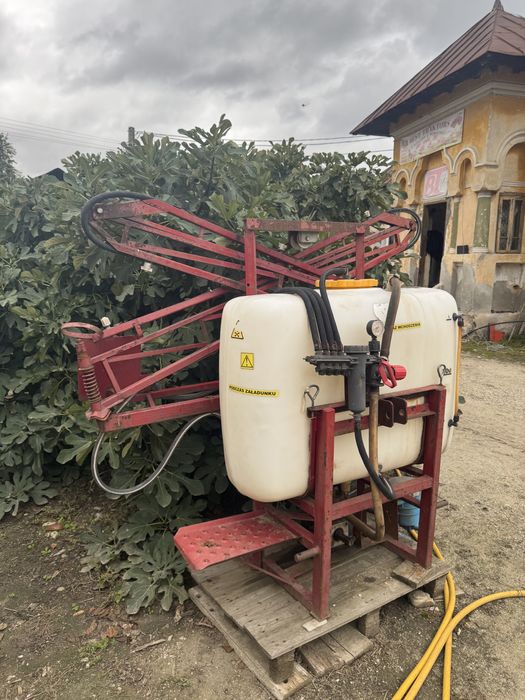Instalstie de erbicidat , 300 litri second hand