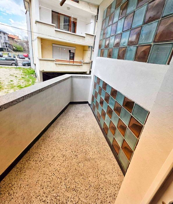 Дава се под наем Етаж от къща в Асеновград - 70 кв.м за 348.84 € - Снимка #2