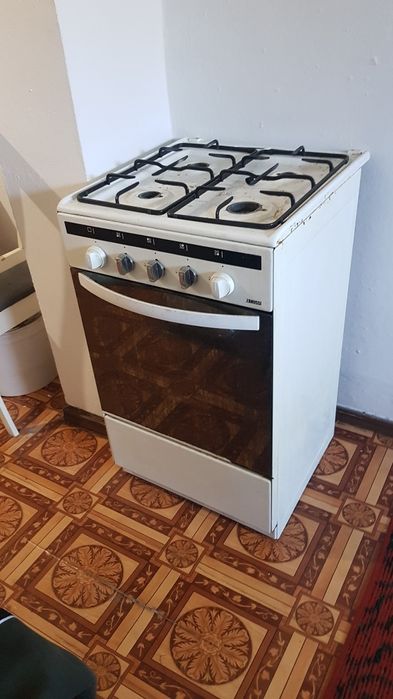 Газ плита Zanussi
