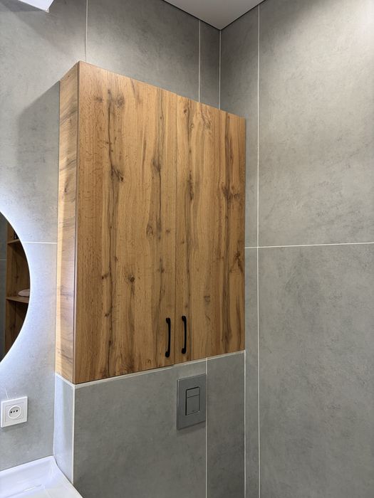 Комплект шкафов для ванной.