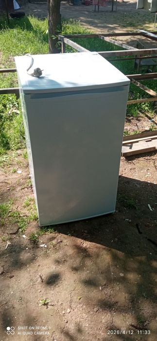 Мини холодильник срочно продается