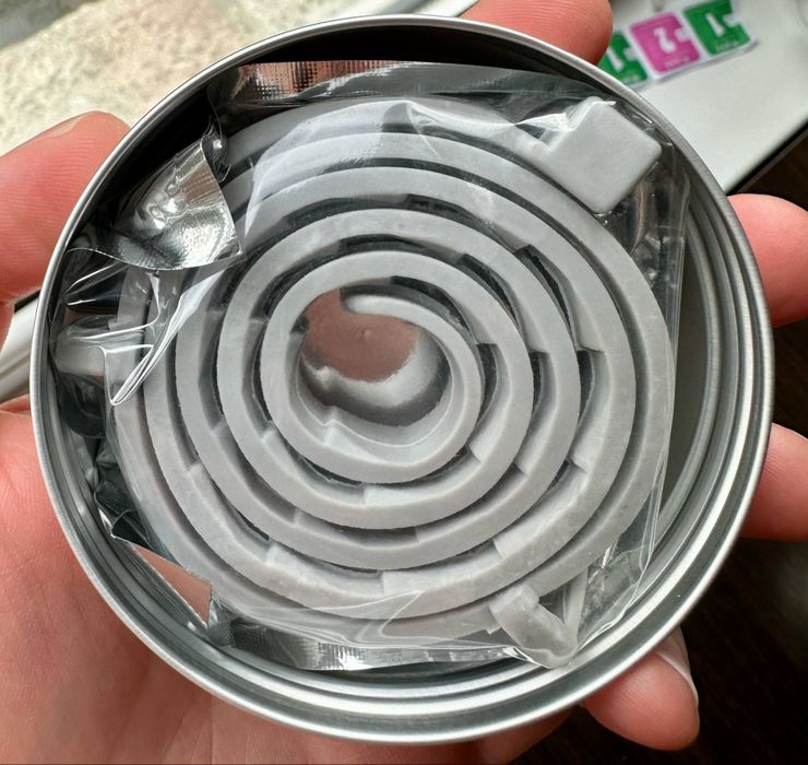 Противопаразитна каишка различни цветове