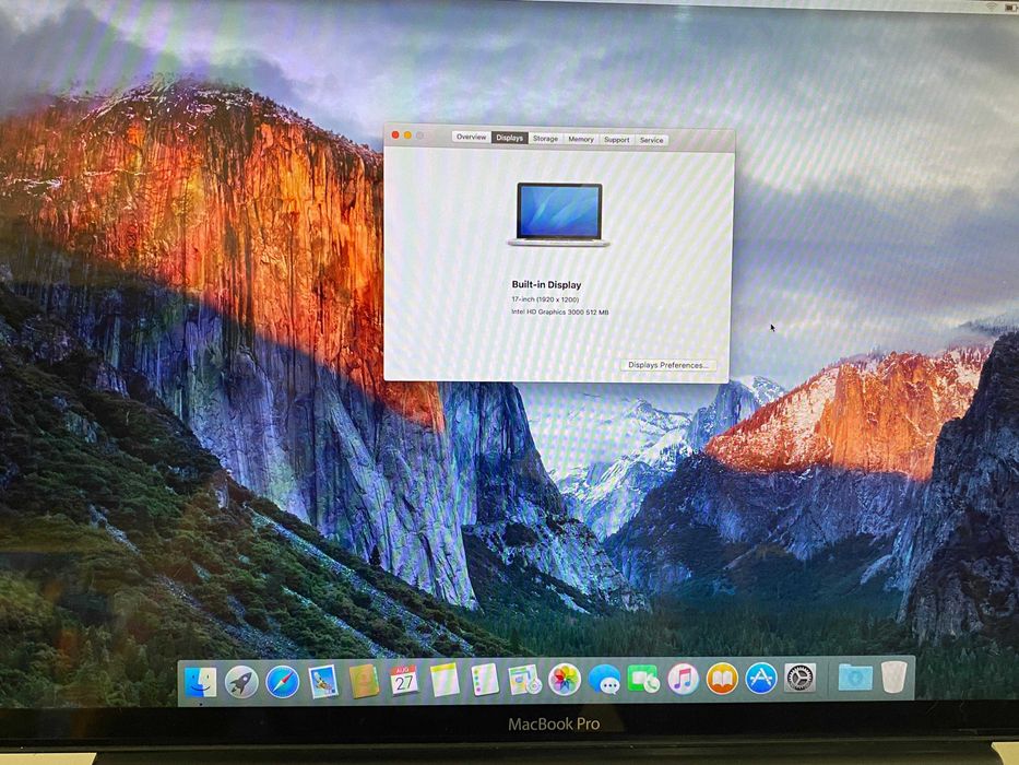 Apple MacBook Pro 17
