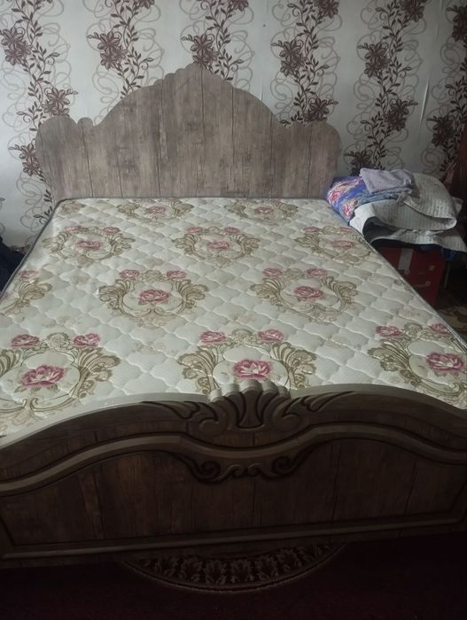Mebel sotiladi ozroq ishlatilgan kelishiladigan joyi bor