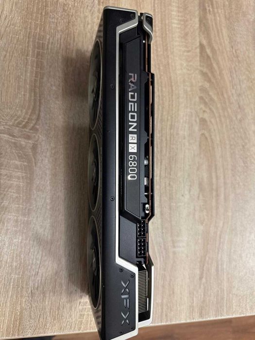 Placă video XFX Radeon RX 6800 MERC 319 BLACK 16GB GDDR6 – Gaming