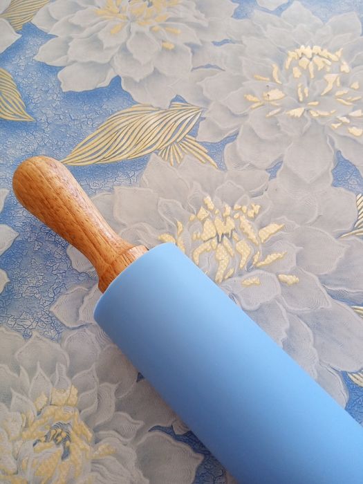 Продам новую каталку для теста.