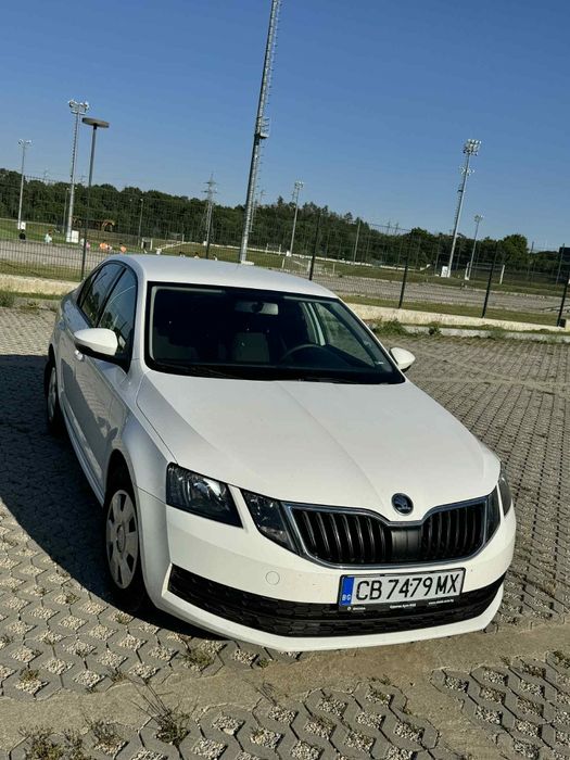 Продавам Шкода октавия