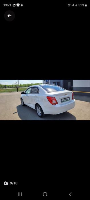 Продам легковую машину