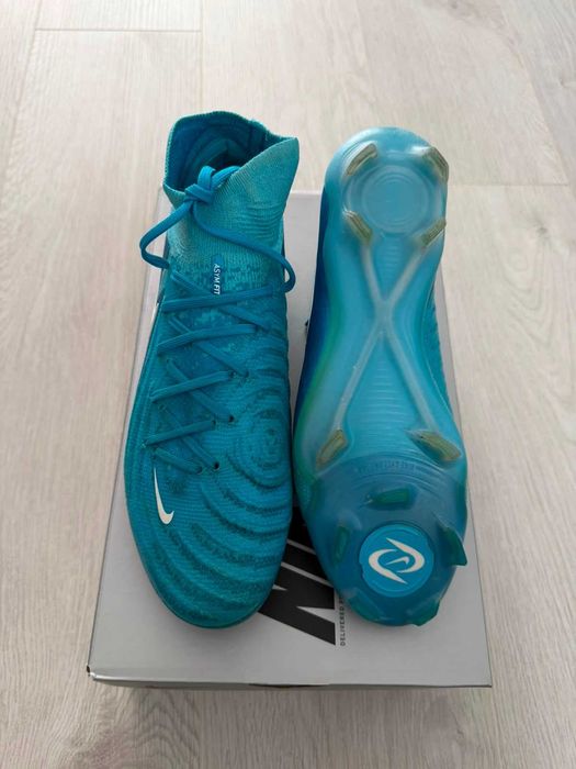 Ghete Fotbal Nike Phantom Luna II ELITE FG Marime 40 - 25.5 cm