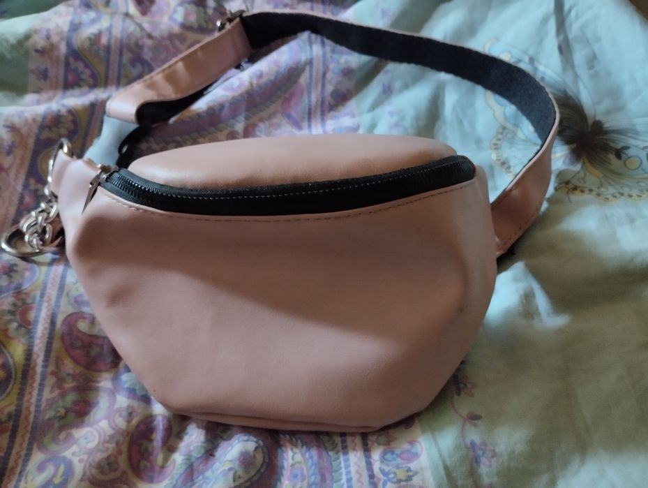 Продаем сумочку новый для красоток