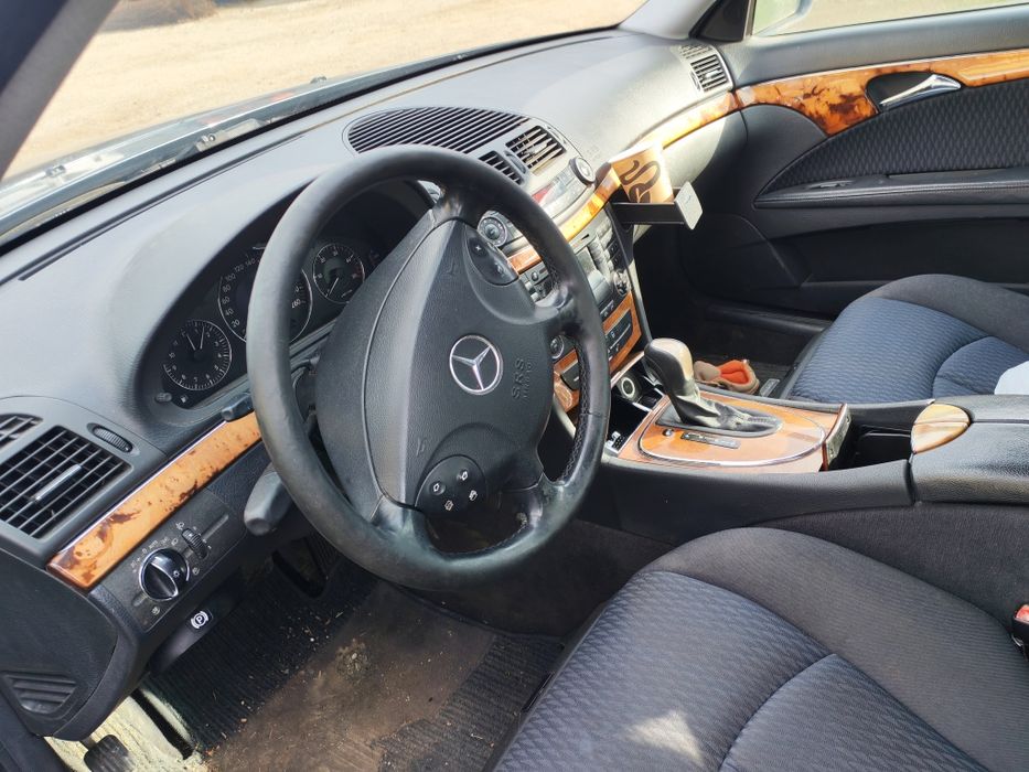 Mercedes E270 2004г. 177к.с на части