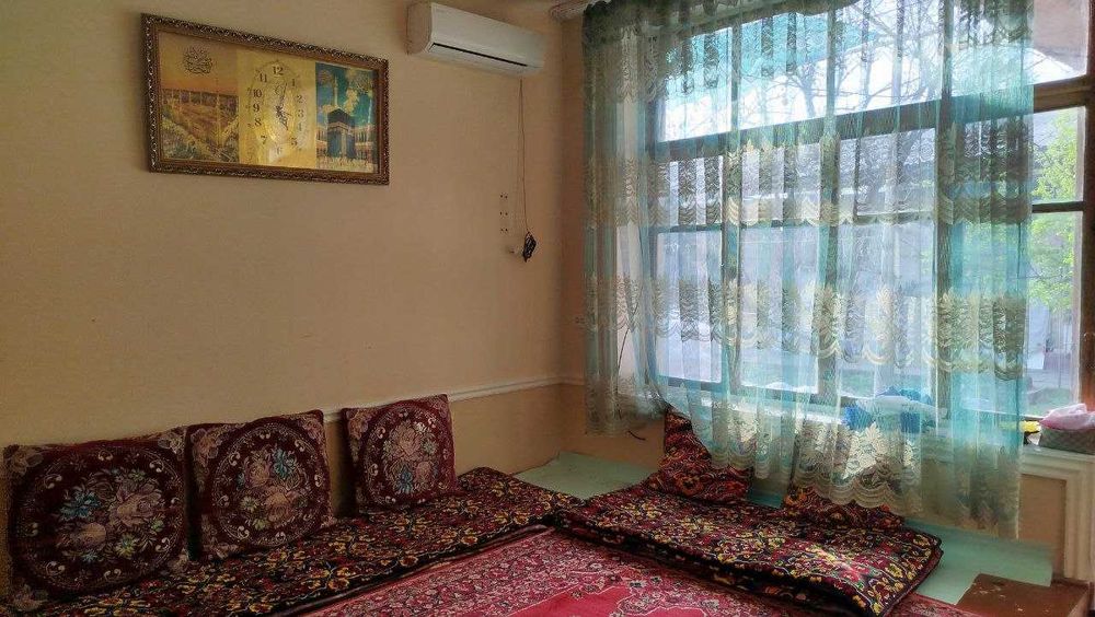 Продаётся дом г.Бука,7 соток 71000 usd! Уй Сотилади Бука ш!