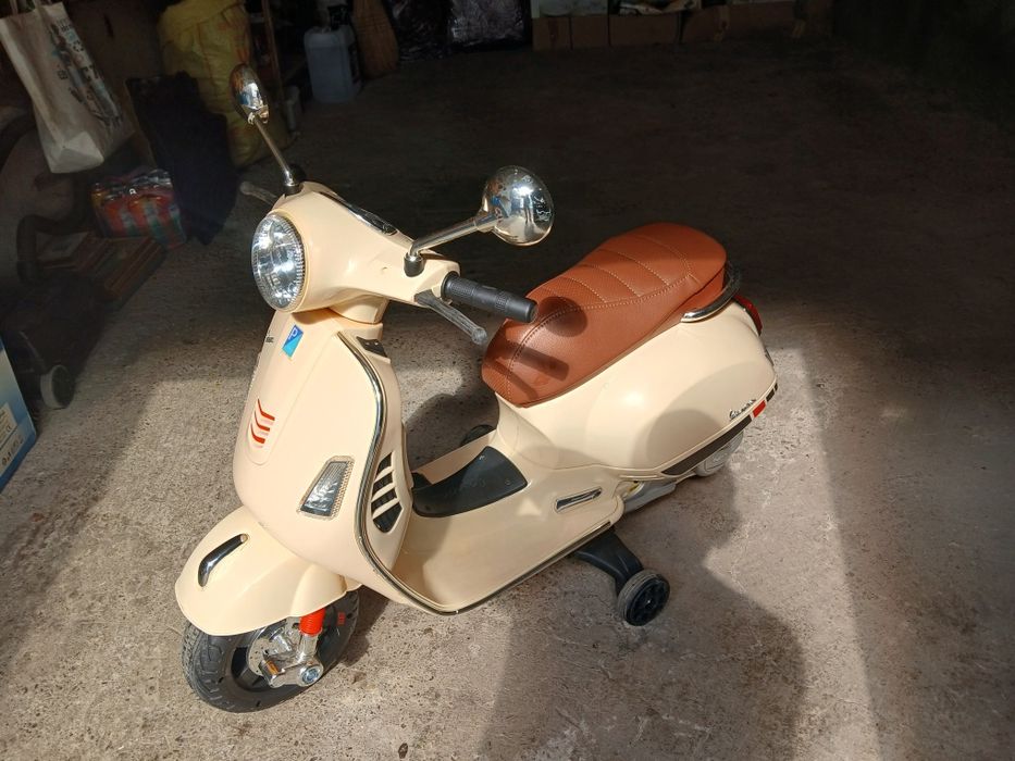 Детско моторче  Vespa