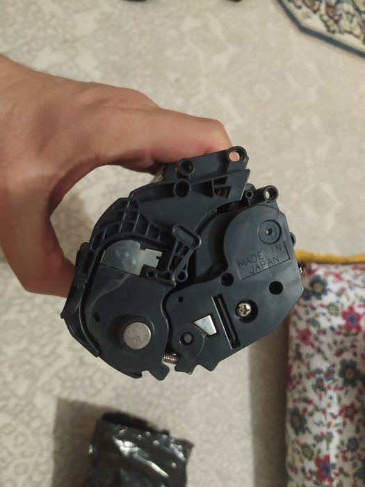 2900 printer kartridji ideal holatda radnoy printerni o'ziniki. To'liq